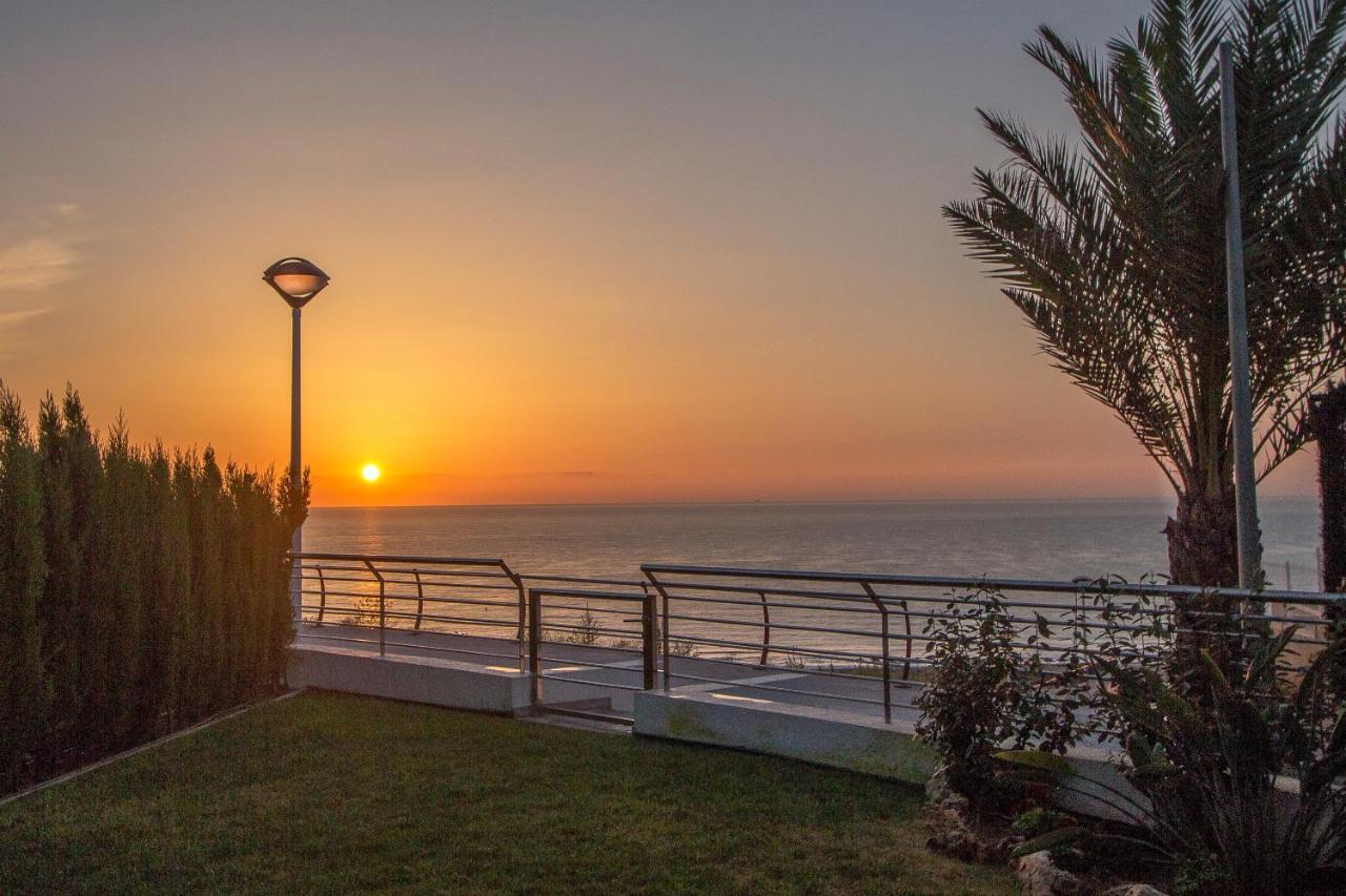 Infinity Luxury Sea View Apartment With Private Garden Arenales del Sol Exteriér fotografie