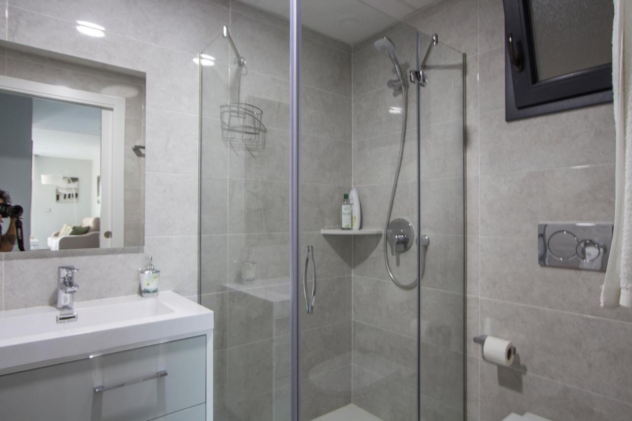 Infinity Luxury Sea View Apartment With Private Garden Arenales del Sol Exteriér fotografie