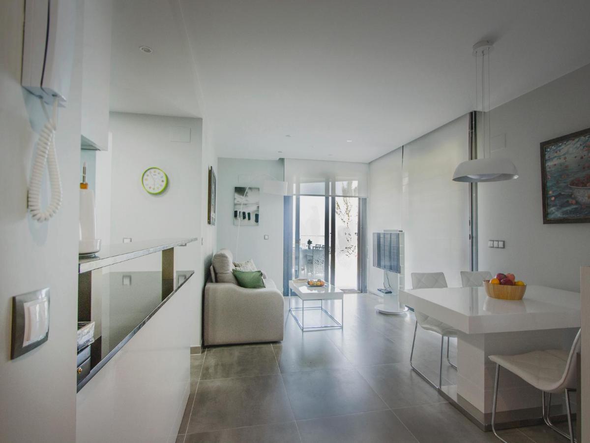 Infinity Luxury Sea View Apartment With Private Garden Arenales del Sol Exteriér fotografie