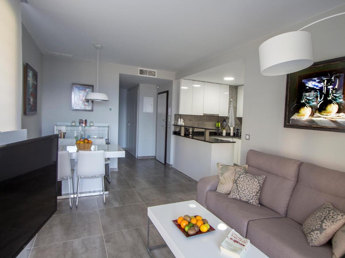 Infinity Luxury Sea View Apartment With Private Garden Arenales del Sol Exteriér fotografie