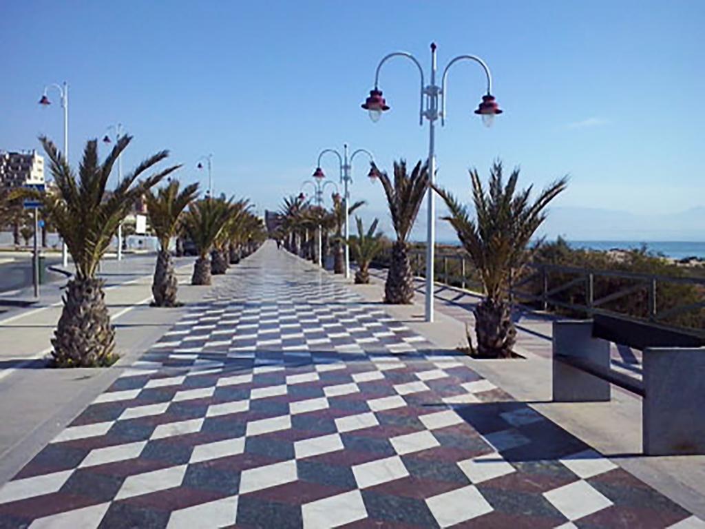 Infinity Luxury Sea View Apartment With Private Garden Arenales del Sol Exteriér fotografie